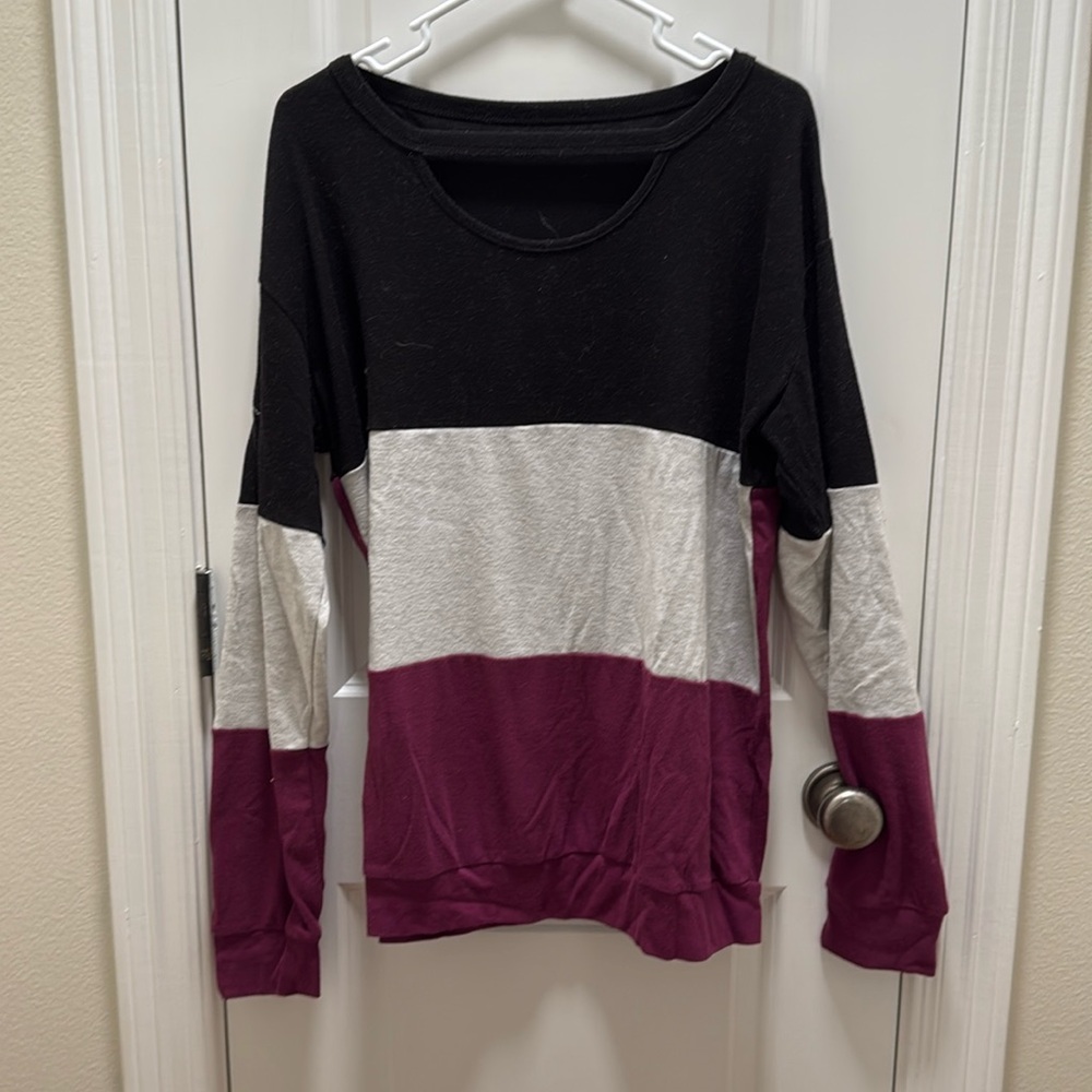 Nice color block shirt